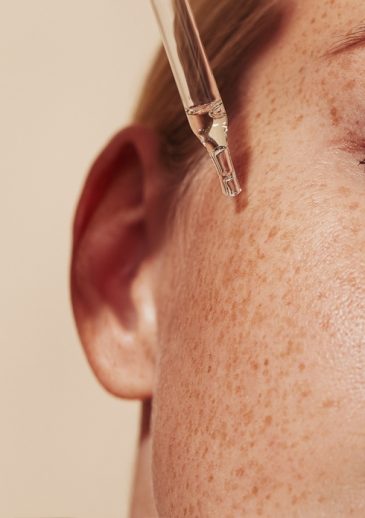 Close-up,Highly,Detailed,Shot,Of,Female,Skin,With,Freckles,And